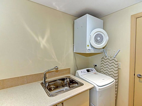 Aqua Viva 2 - Hobart Tourism 2