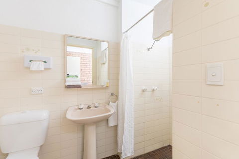 Aquajet Motel - Hobart Tourism 1