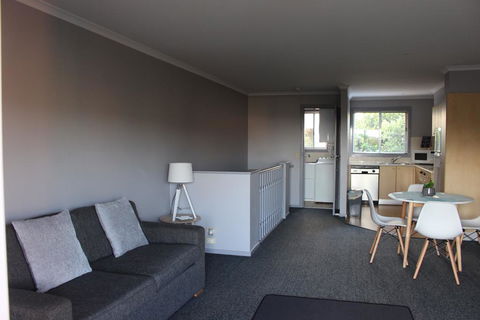 Aqualuna Apartments - Hobart Tourism 3
