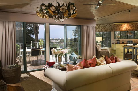 Arabella Guesthouse - Tourism TAS 3