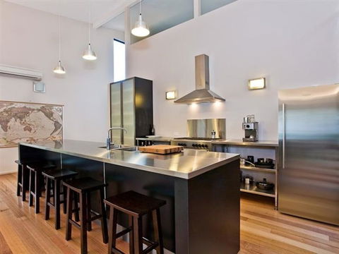 Architecturally Designed Beach House - Tourism TAS 1