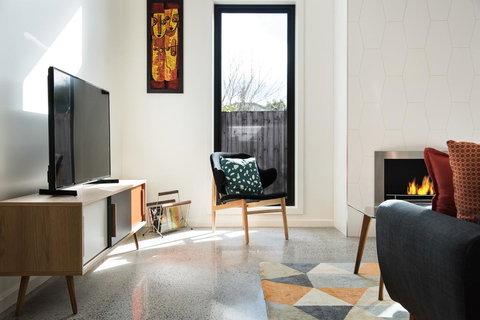 Arenas North - Tourism TAS 1