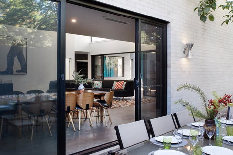 Arenas South - Tourism TAS 2