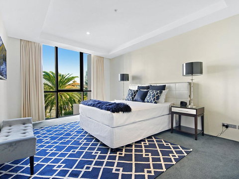 Aria Private 3 Bed In The Heart Of Broadbeach - Tourism TAS 2