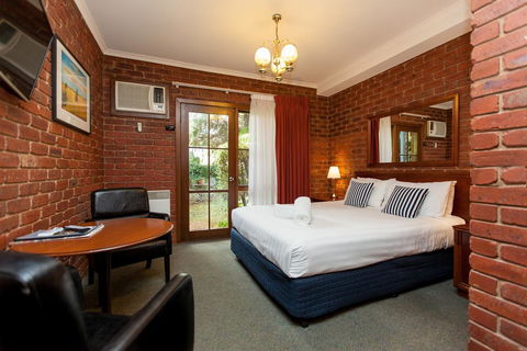 Armour Motor Inn - Hobart Tourism 3