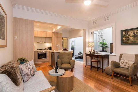 Art Deco 2 Bed Sydney/Darlinghurst Gem - Tourism TAS 1