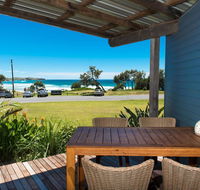 ArtHOUSE Beachfront Accommodation