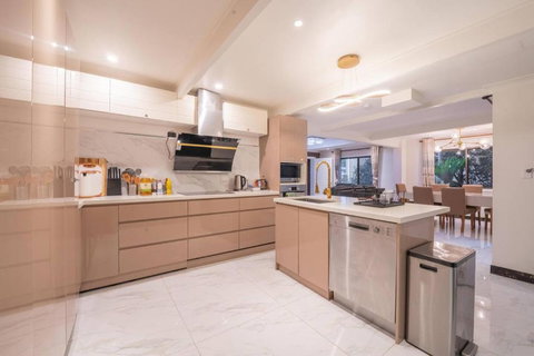 Luxury Living 2 Bedrooms 4 Beds 2B Athrooms In Southern Brisbane+ Parking - Tourism TAS 1