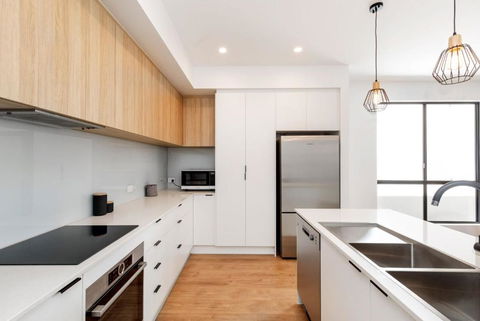 Luxury Private Ensuite Room Close To Airport,City, Genelg Beach - Hobart Tourism 2