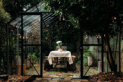 Luxury Treetop Escape With A Garden Glasshouse - Hobart Tourism 0