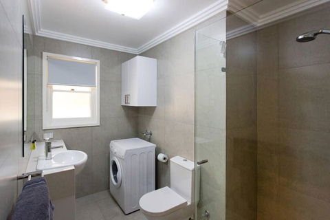 M5 West Perth Studio Apartment Near Kings Park - Tourism TAS 3
