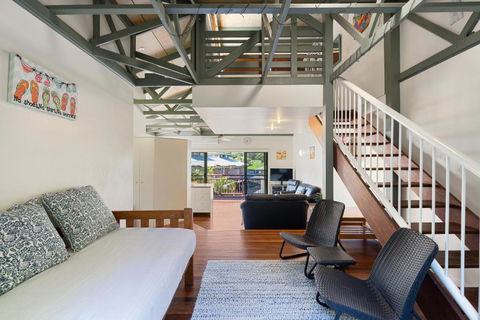 MAIN STAY - 100m To Patrolled Beach, Pool, Wifi, Close To Cafes - Tourism TAS 1