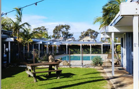 Mallacoota Hotel Motel - Hobart Tourism 2