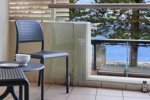 MAN54 -Manly Magic Waterfront Retreat With Gym & Sauna - Tourism TAS 0