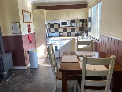Manyat Peak Cottages Carnaby - Tourism TAS 3