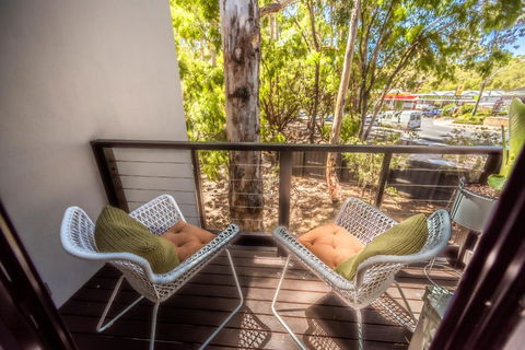 MARGARET FOREST RETREAT Apartment 129 - Located Within Margaret Forest, In The Heart Of The Town Centre Of Margaret River, Spa Apartment! - Tourism TAS 0