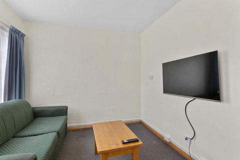 Martin Cash Motel - Hobart Tourism 2