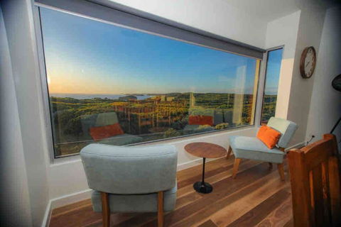Martyrs Lookout - Luxury Accommodation - Hobart Tourism 1