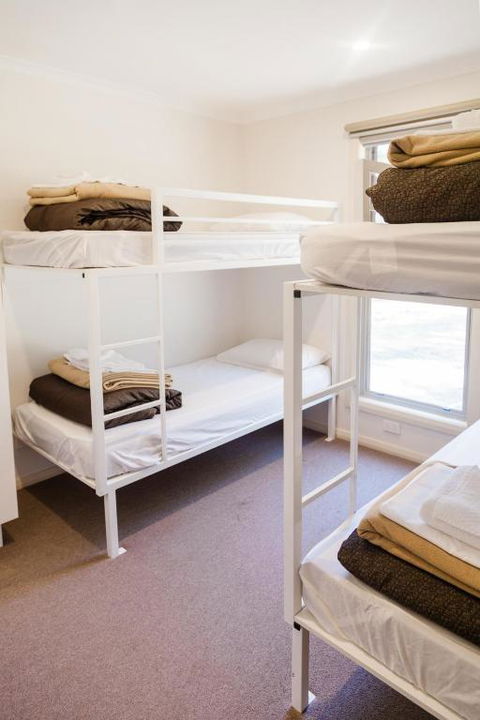 McLean Beach Holiday Park - Hobart Tourism 1
