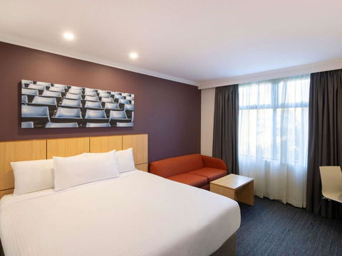 Mercure Sydney Blacktown - Hobart Tourism 3