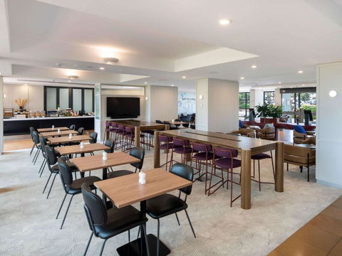 Mercure Sydney Blacktown - Hobart Tourism 1