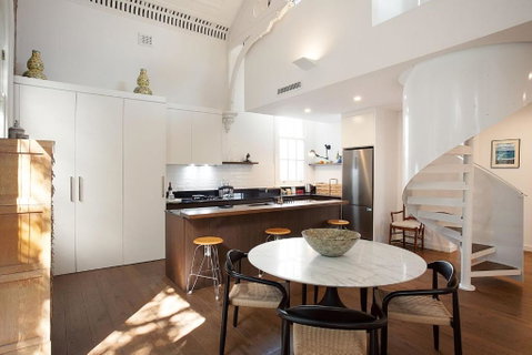 Mezzanine Magic, Bondi Junction - Tourism TAS 3