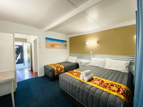 Mid Valley Motel - Tourism TAS 3