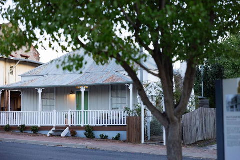 Mill Cottage - Hobart Tourism 1