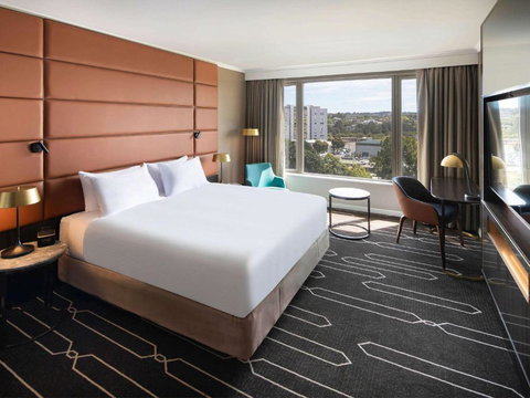 Mercure Sydney Parramatta - Tourism TAS 1