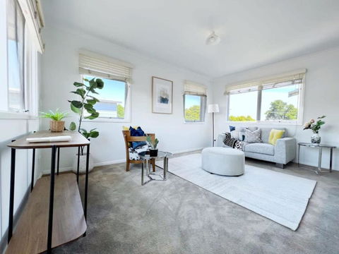Modern And Elegant House With Swimming Pool - Hobart Tourism 3