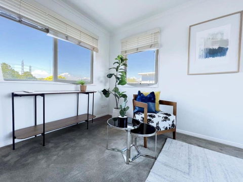 Modern And Elegant House With Swimming Pool - Hobart Tourism 1