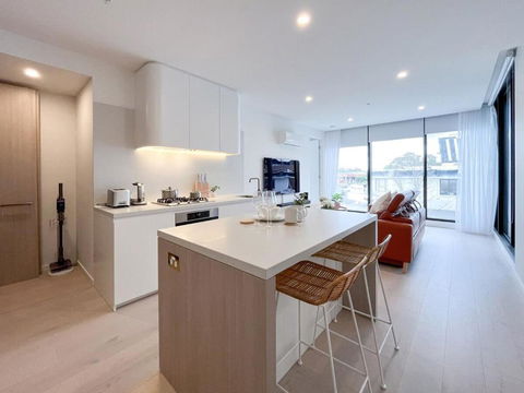 Modern Luxury 2B2B Sky Garden SmartTV - Hobart Tourism 2