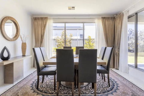 Modern Mansion In Lightsview By Host Solutions - Hobart Tourism 3