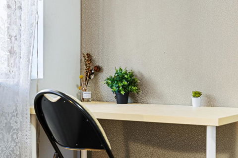 Modern Private Single Room - Centrally Located At Liverpool - Shared Bathroom - Tourism TAS 2