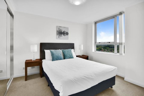 Modern Spacious Chatswood Apartment H1016 - Tourism TAS 1
