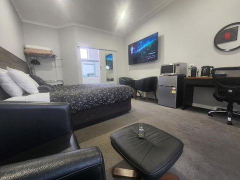 Motel24Seven And Apartments - Tourism TAS 3