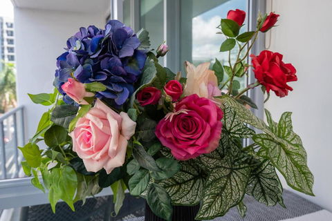 NEW Exquistely Furnished 2 Bedroom Apartment - Tourism TAS 3