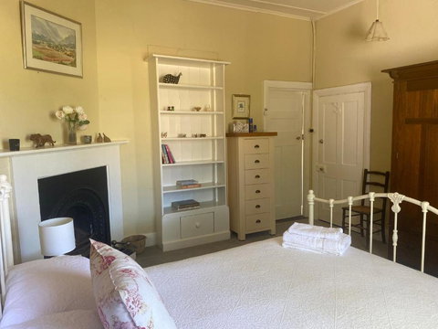 Mount Charles Homestead - Tourism TAS 2