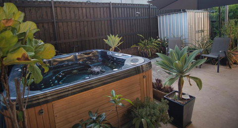 Mount Gravatt Guesthouse - Tourism TAS 3
