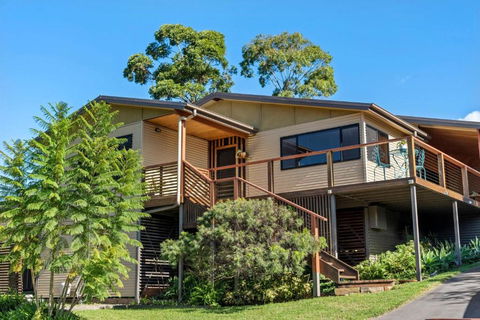 Narrawallee Oasis - Tourism TAS 2