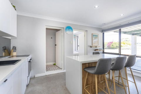 Nautical Nook - EXECUTIVE ESCAPES - Hobart Tourism 0