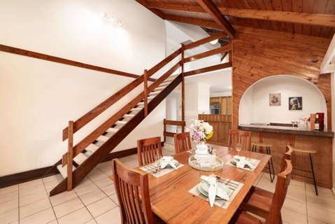 New 4BR Modern & Stylish Heritage Hideaway WiFi - Tourism TAS 1