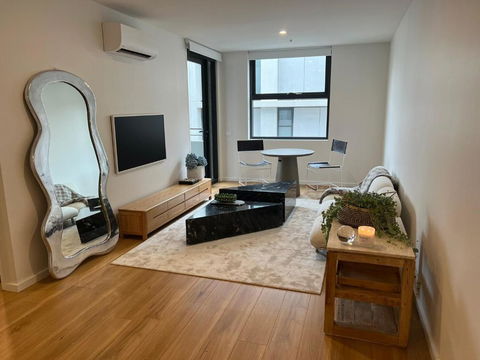 NEW BOUTIQUE 1bd Apt - Hobart Tourism 0