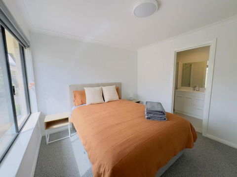 New Unit On Oswald - Tourism TAS 2