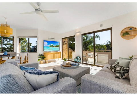 Noosa Riverside Getaway - Hobart Tourism 1