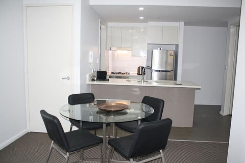 North Sydney Wyndel Apartments-MIL1005 - Hobart Tourism 2