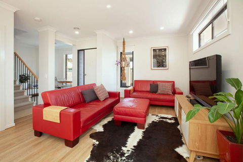 Northside Townhouse Geelong - Hobart Tourism 1