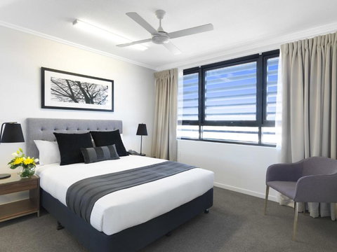 Oaks Mackay Carlyle Suites - Tourism TAS 2