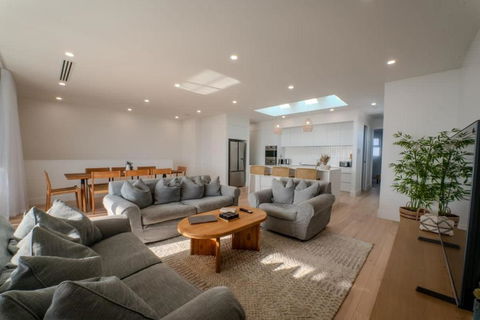 Ocean Pearl, Entire Home On The Esplanade - Tourism TAS 1
