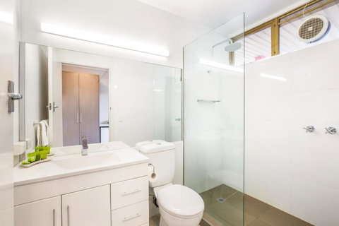 Nightcap At Shoppingtown Hotel - Tourism TAS 2